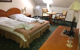 Hotel Geo